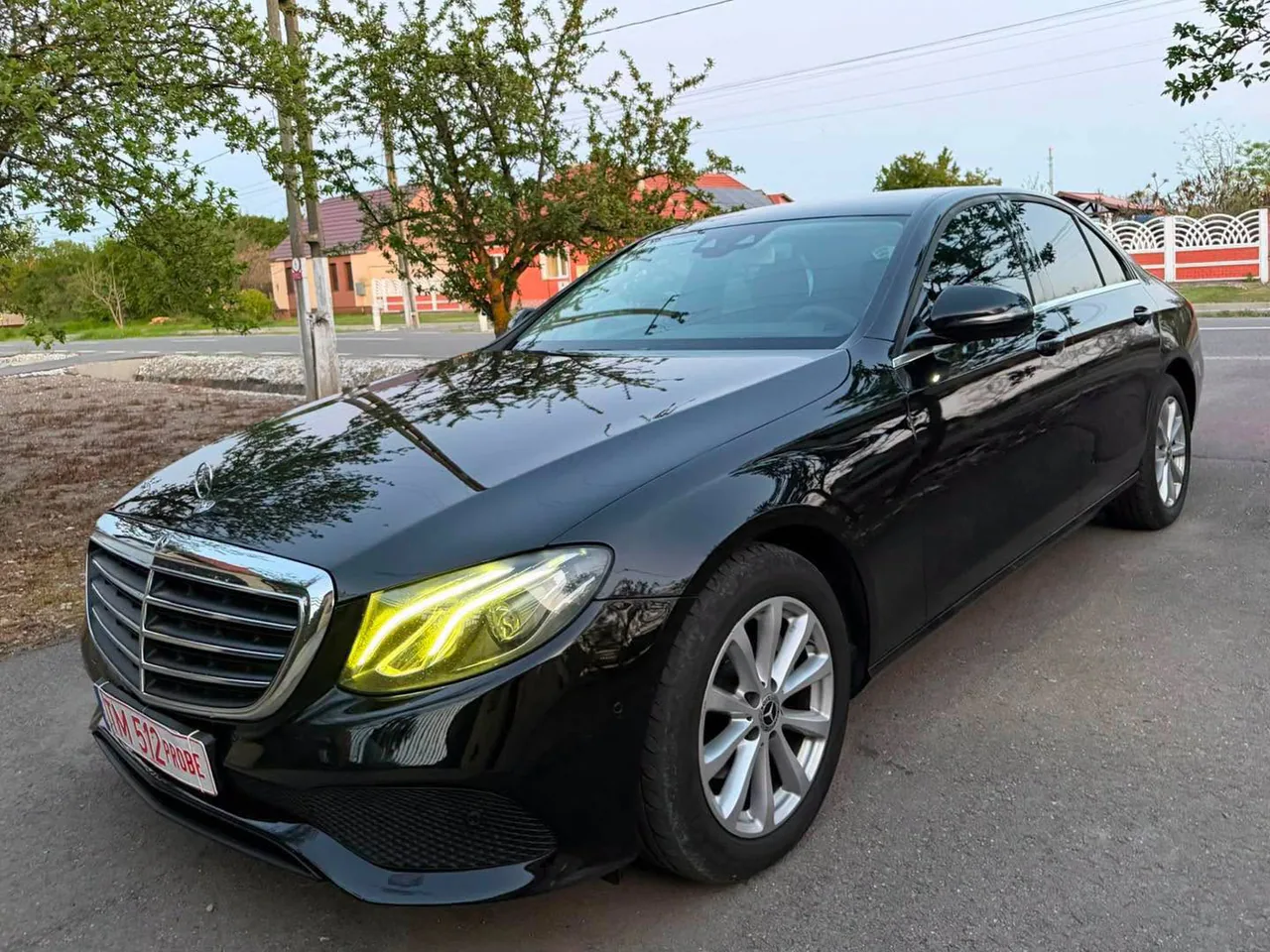 Mercedes-Benz E 220d