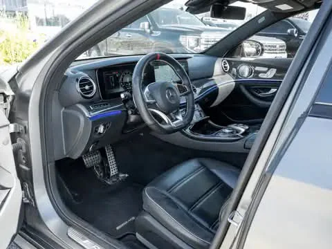 Mercedes-Benz E 63s AMG — снимка 2